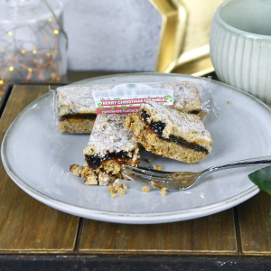 Christmas Bakery - Berry Crumble Bar