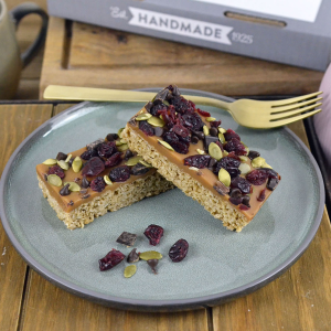 DIFG Bakery - Jewel Bar Traybake