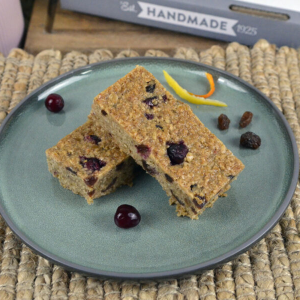DIFG Bakery - Vegan Fruity Flapjack